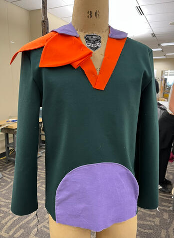 Draping the collar elements for placement and size